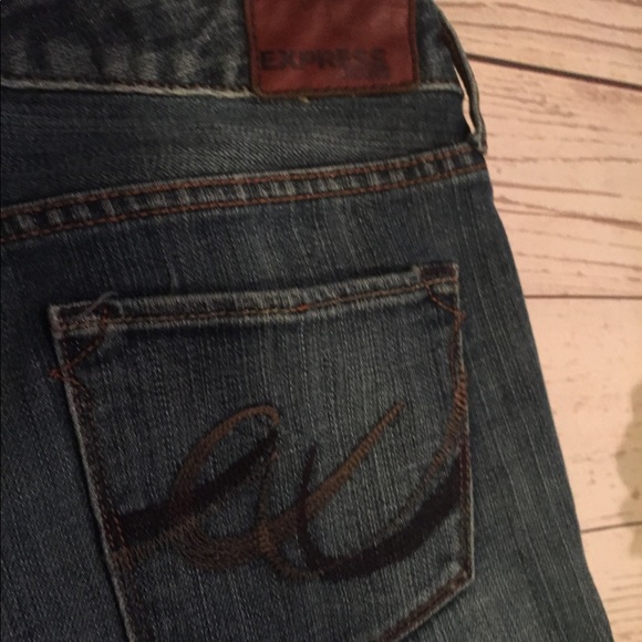 Express 'Stella' Medium Wash Skinny Jeans SZ 4R - Picture 6 of 7